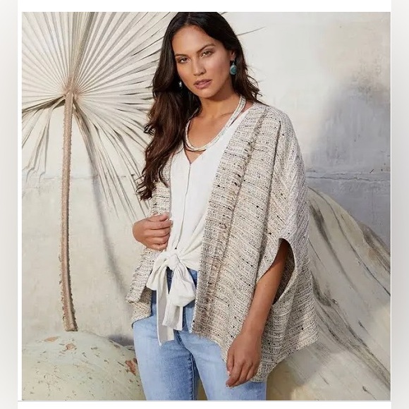 Karen Kane Toe Front Linen Top - Picture 3 of 7